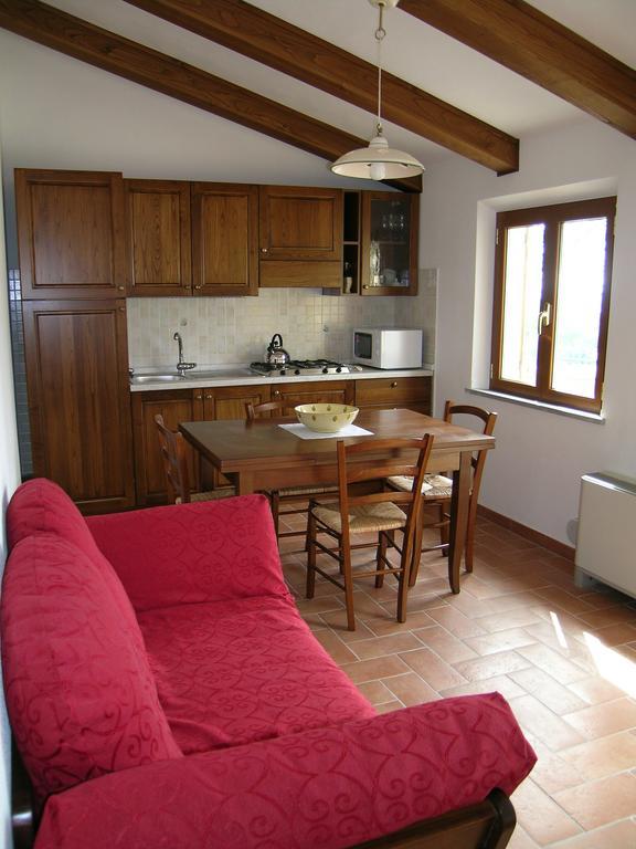 Agriturismo Podere Ossaia Apartamento Cortona Quarto foto